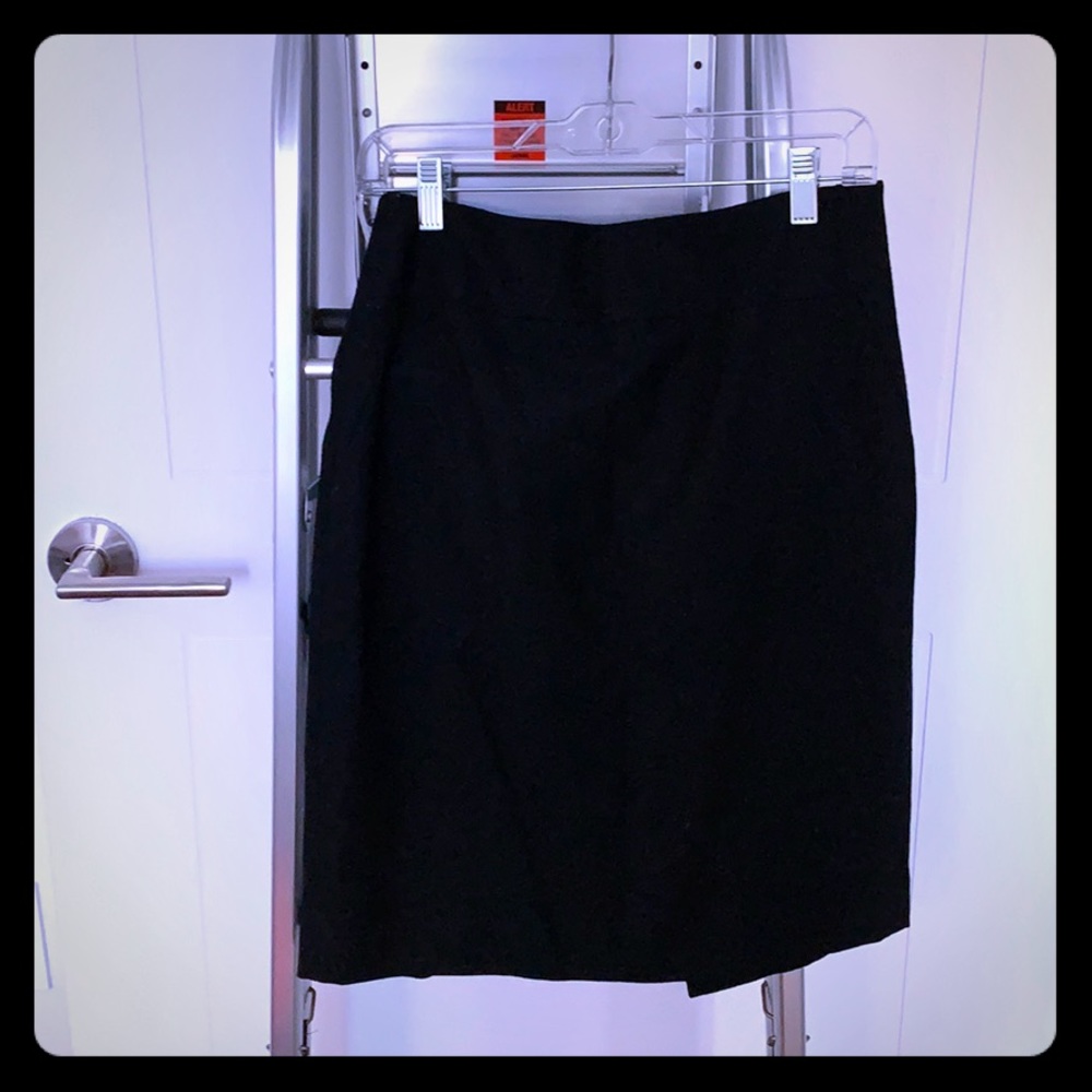 Black fitted wool skirt - banana republic